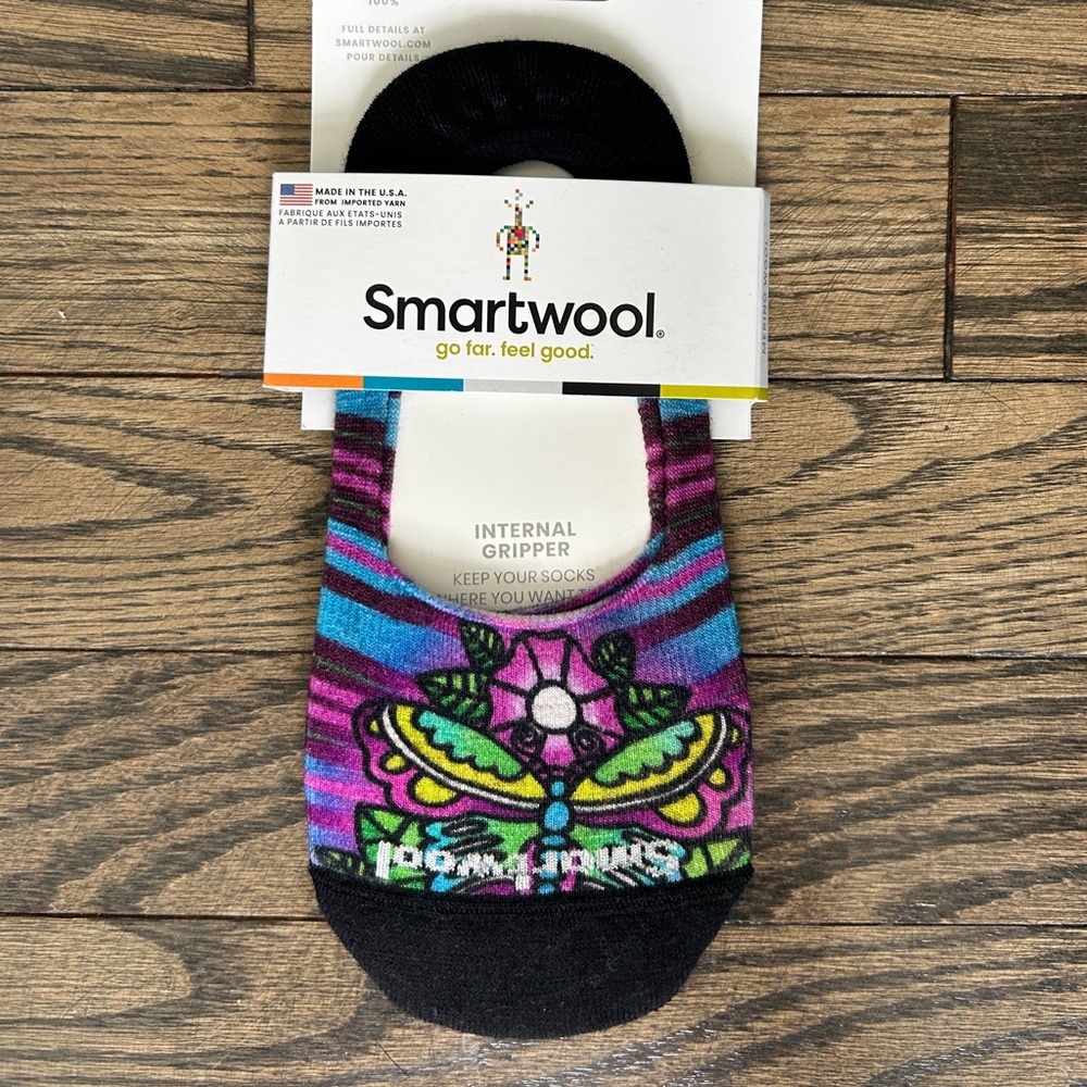 NWT Smartwool no-show socks medium